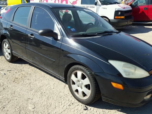 3FAFP373X2R236381 - 2002 FORD FOCUS BLACK photo 1