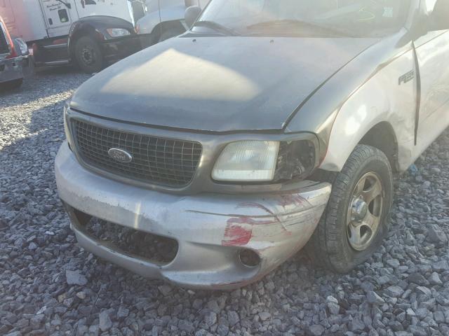 2FTRX17W13CA13212 - 2003 FORD F150 SILVER photo 9