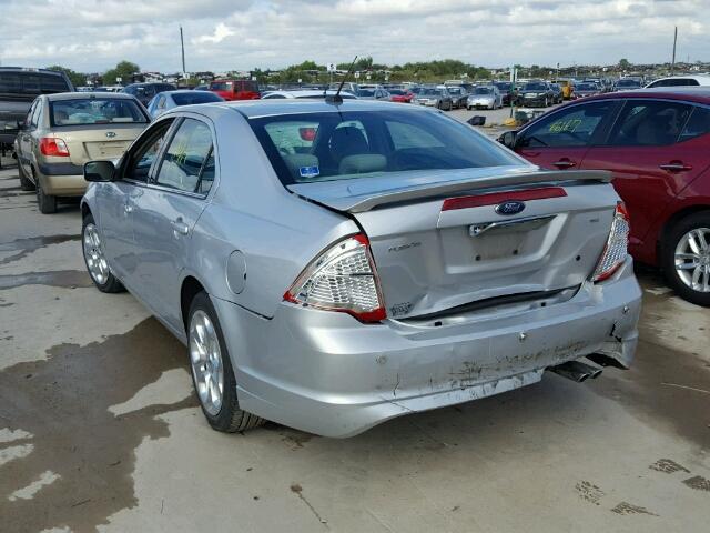 3FAHP0HA2AR233641 - 2010 FORD FUSION SE SILVER photo 3