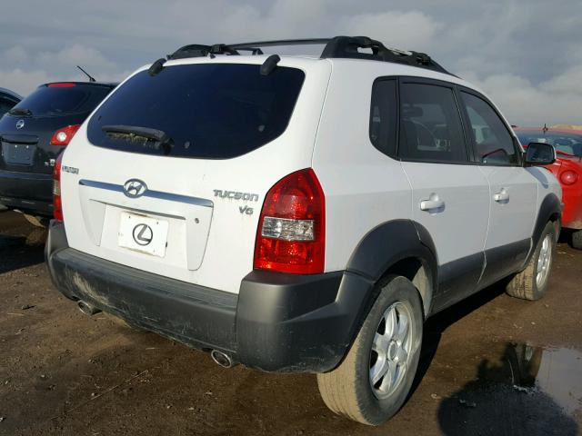 KM8JN12D35U222202 - 2005 HYUNDAI TUCSON WHITE photo 4