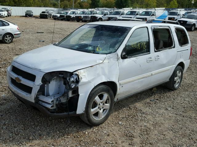 1GNDV33168D182534 - 2008 CHEVROLET UPLANDER L WHITE photo 2