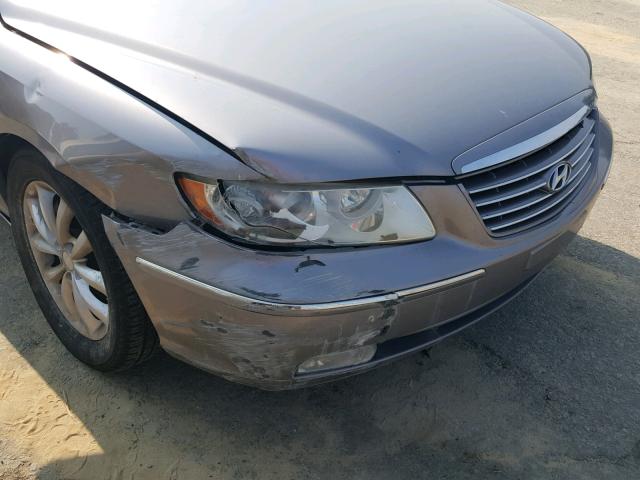 KMHFC46F28A272717 - 2008 HYUNDAI AZERA SE SILVER photo 9