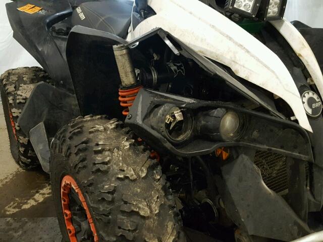 3JBMXAU47JJ000113 - 2018 CAN-AM RENEGADE X 双色 照片 9