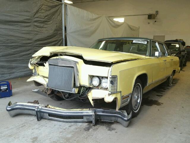 9Y82S725963 - 1979 LINCOLN CONTINENTA YELLOW photo 2