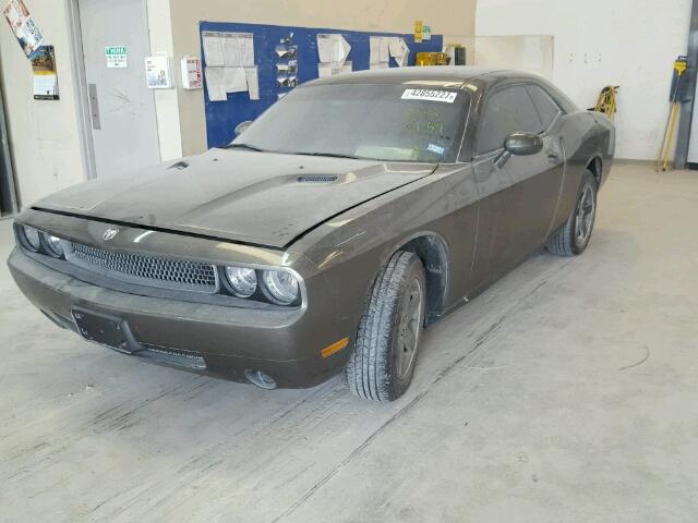 2B3CJ4DV4AH275439 - 2010 DODGE CHALLENGER GRAY photo 2