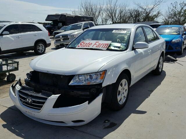 5NPET4AC7AH651336 - 2010 HYUNDAI SONATA GLS WHITE photo 2