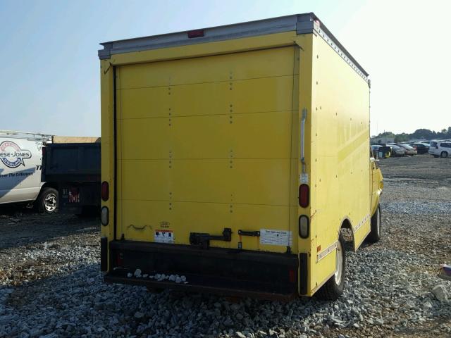 1GDGG31Z2SF529163 - 1995 GMC CUTAWAY VA YELLOW photo 4