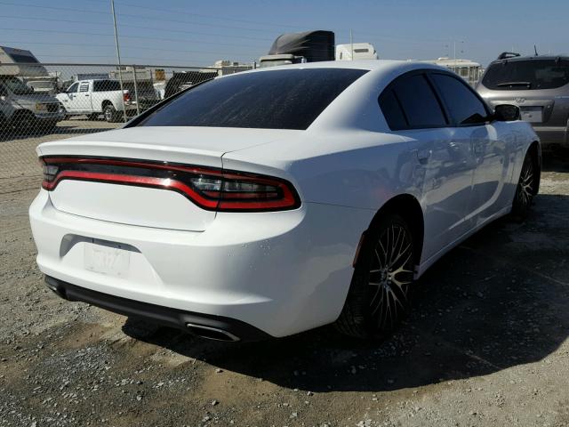 2C3CDXBG6GH277170 - 2016 DODGE CHARGER SE WHITE photo 4