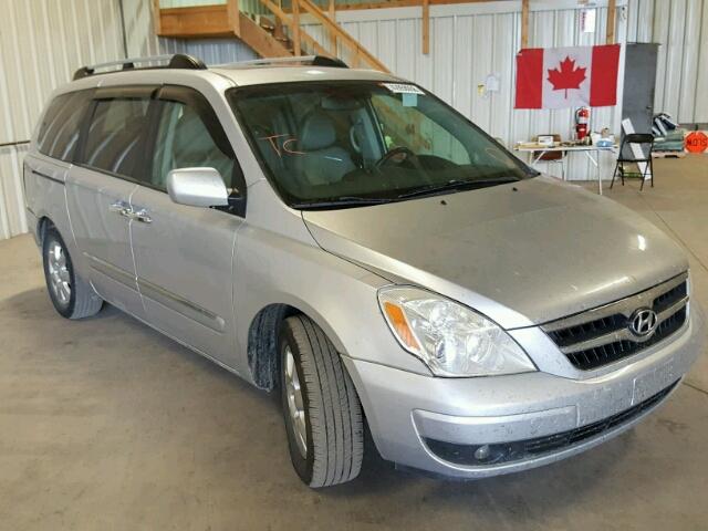 KNDMC233386044836 - 2008 HYUNDAI ENTOURAGE SILVER photo 1