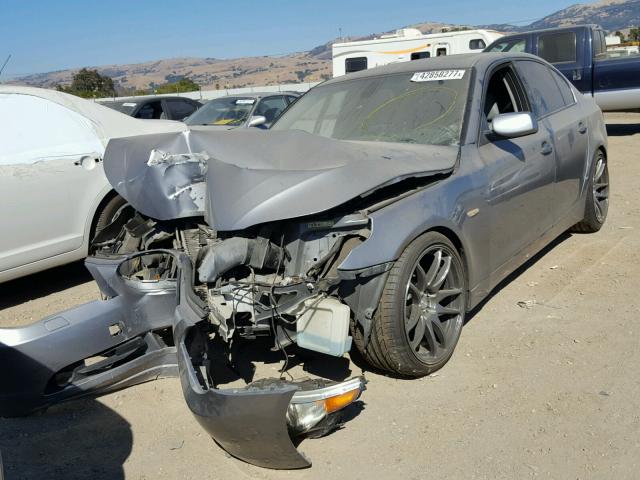 WBANB33554B087250 - 2004 BMW 545 I GRAY photo 2