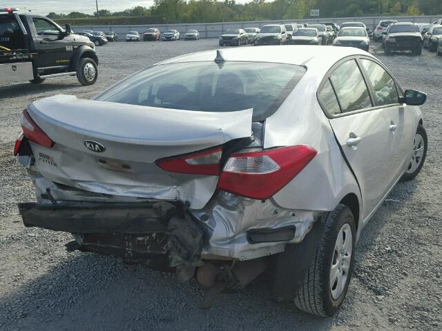 KNAFK4A69F5433520 - 2015 KIA FORTE LX SILVER photo 4