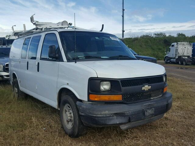 1GCWGFCA2D1903232 - 2013 CHEVROLET EXPRESS G2 WHITE photo 1