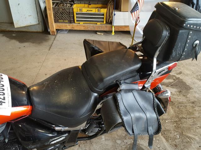 JS1VS56A892101893 - 2009 SUZUKI VZ800 TWO TONE photo 6