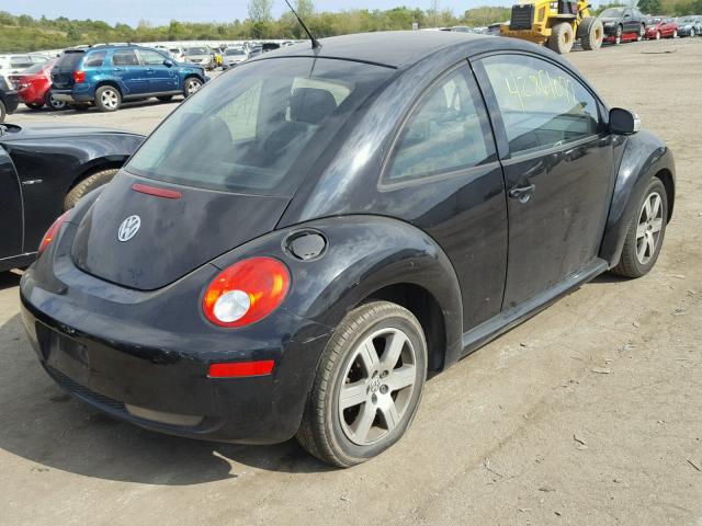 3VWPW31C96M405154 - 2006 VOLKSWAGEN NEW BEETLE BLACK photo 4