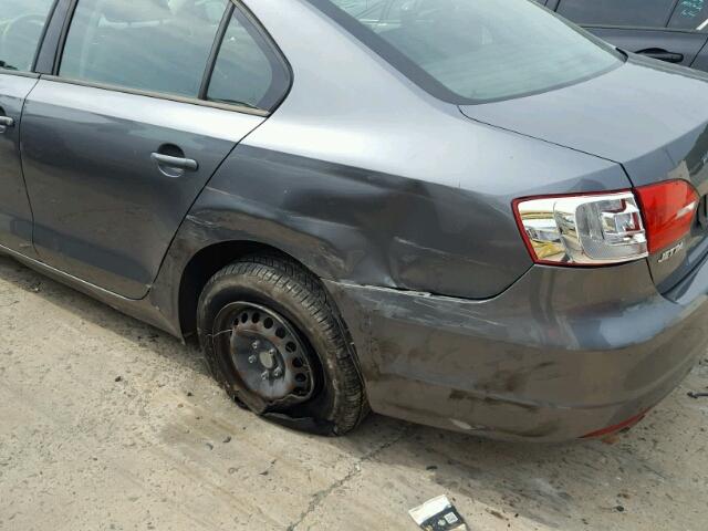 3VW1K7AJ7CM377356 - 2012 VOLKSWAGEN JETTA BASE Մոխրագույն լուսանկար 9