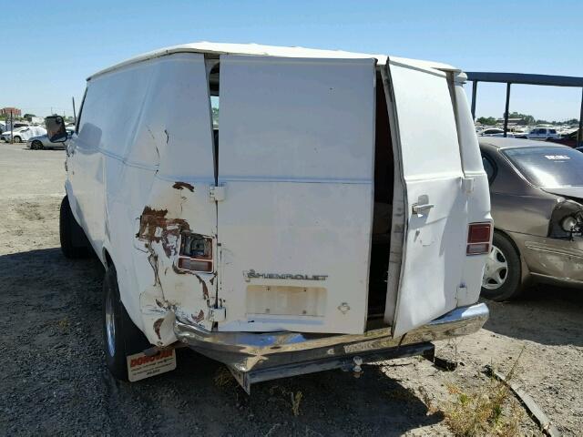 GE251U130013 - 1971 CHEVROLET VAN WHITE photo 3