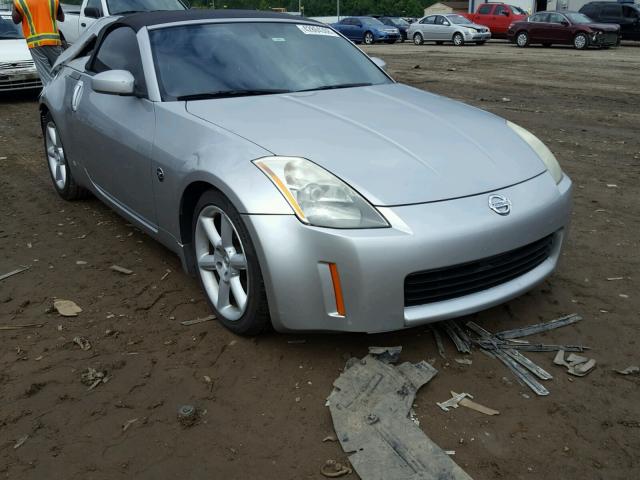 JN1AZ36A54M252565 - 2004 NISSAN 350Z ROADS SILVER photo 1