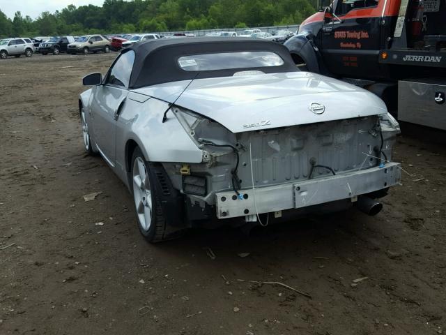 JN1AZ36A54M252565 - 2004 NISSAN 350Z ROADS SILVER photo 3