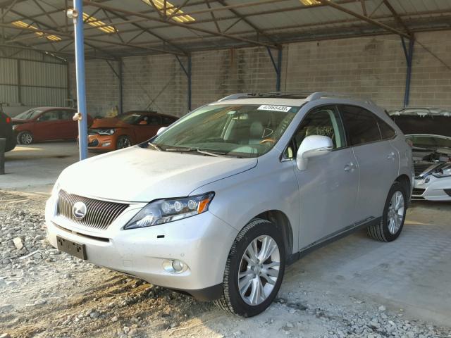 JTJBC1BA5C2427076 - 2012 LEXUS RX 450 SILVER photo 2