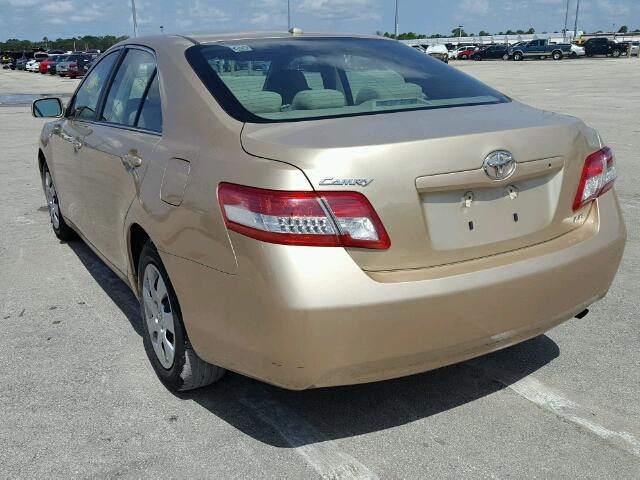 4T1BF3EK8BU156443 - 2011 TOYOTA CAMRY BASE GOLD photo 3