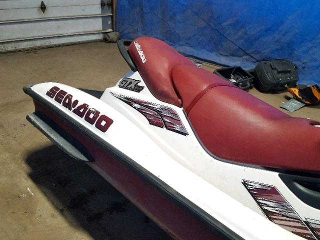 ZZN88851C898 - 1998 BOMBARDIER SEADOO WHITE photo 10