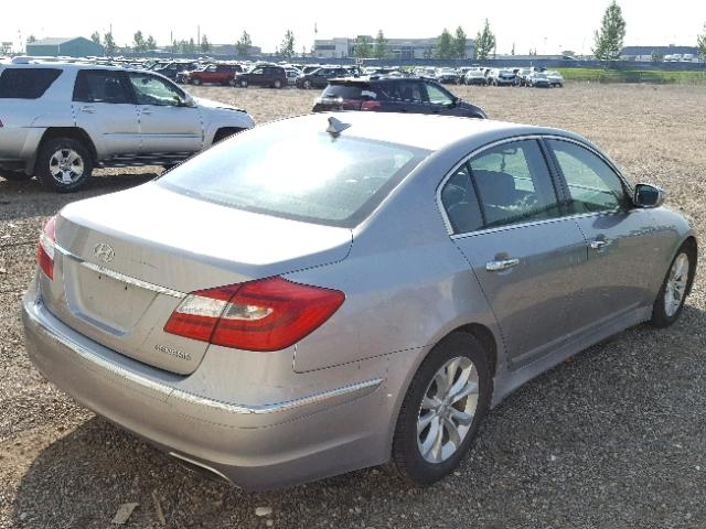 KMHGC4DD8DU213783 - 2013 HYUNDAI GENESIS 3. GRAY photo 4