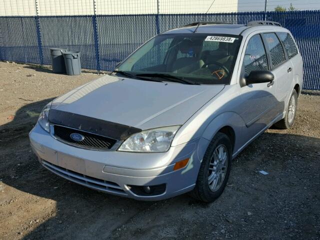 1FAFP36N16W193507 - 2006 FORD FOCUS ZXW SILVER photo 2