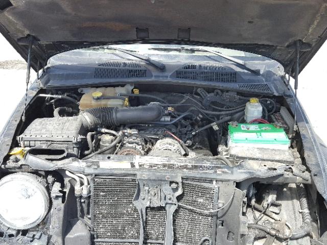 1J8GL38K14W131205 - 2004 JEEP LIBERTY RE BLACK photo 7