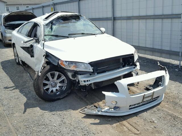 YV1960AS0A1128962 - 2010 VOLVO S80 3.2 WHITE photo 1