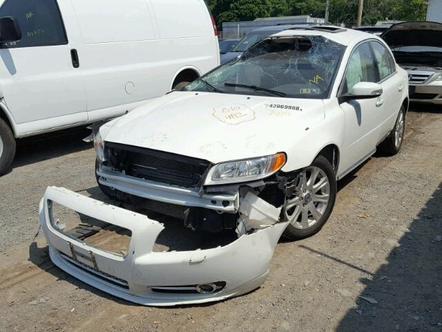 YV1960AS0A1128962 - 2010 VOLVO S80 3.2 WHITE photo 2