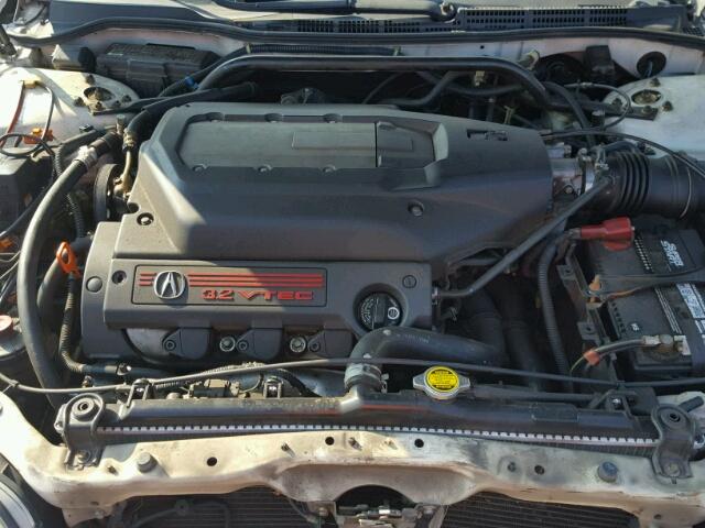 19UYA42671A009865 - 2001 ACURA 3.2CL TYPE WHITE photo 7