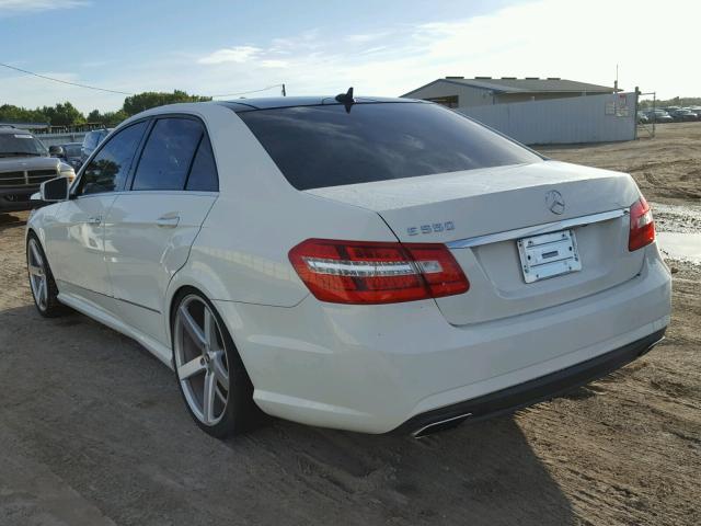 WDDHF7CB0AA016952 - 2010 MERCEDES-BENZ E 550 WHITE photo 3