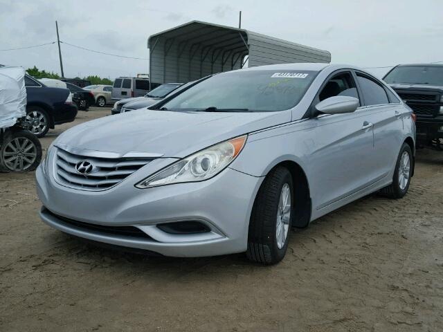 5NPEB4AC4BH187992 - 2011 HYUNDAI SONATA GLS GRAY photo 2