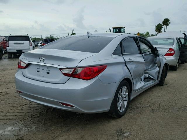 5NPEB4AC4BH187992 - 2011 HYUNDAI SONATA GLS GRAY photo 4