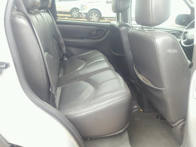 4F2CZ96114KM17046 - 2004 MAZDA TRIBUTE ES 银色 照片 6