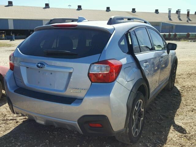 JF2GPAKC4H8223714 - 2017 SUBARU CROSSTREK SILVER photo 4