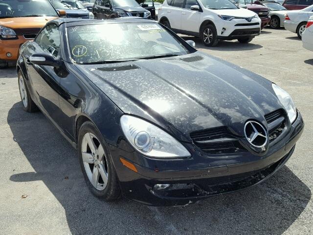 WDBWK54F86F123095 - 2006 MERCEDES-BENZ SLK 280 BLACK photo 1