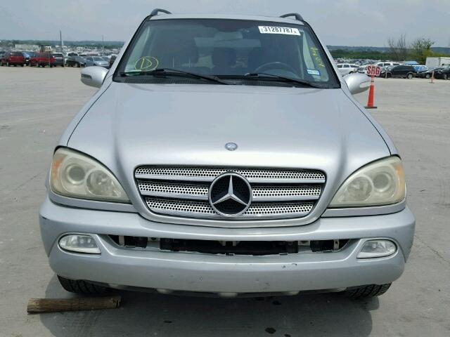 4JGAB57E93A436594 - 2003 MERCEDES-BENZ ML 350 SILVER photo 9