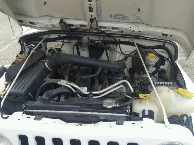 1J4FA39S84P722322 - 2004 JEEP WRANGLER X WHITE photo 7