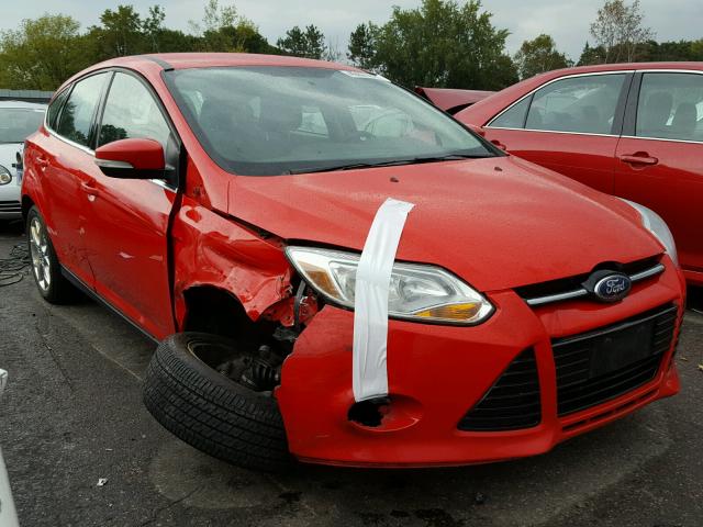 1FAHP3M23CL391410 - 2012 FORD FOCUS RED photo 1