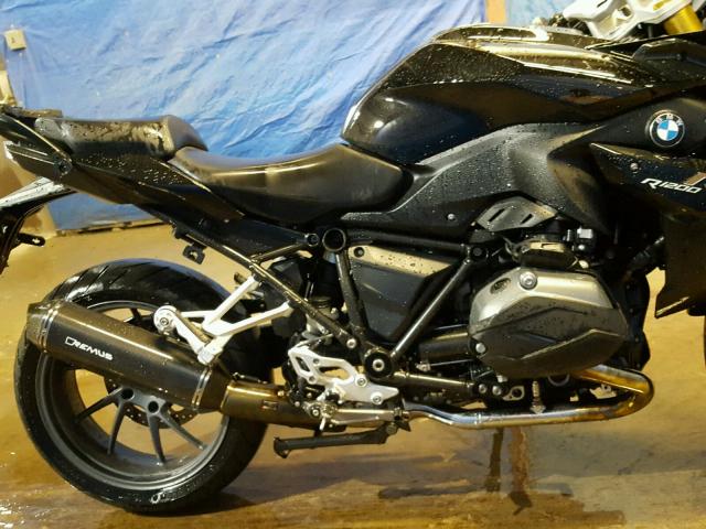 WB10A1504JZ379395 - 2018 BMW R1200 RS BLACK photo 9