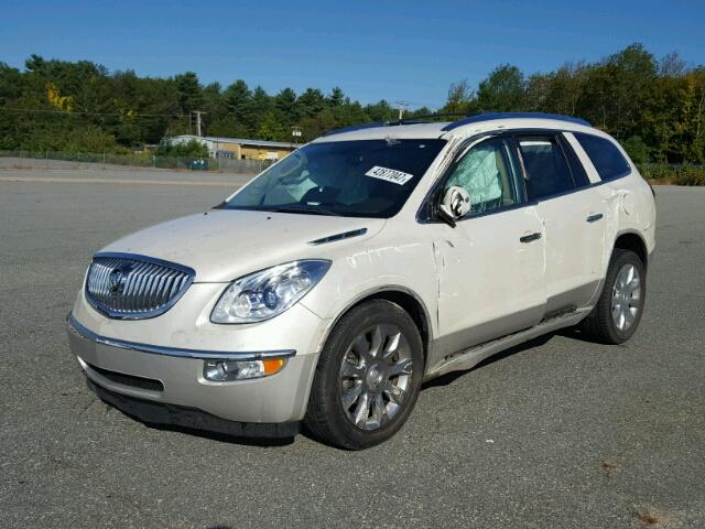 5GAKRCED1BJ258554 - 2011 BUICK ENCLAVE CX WHITE photo 2