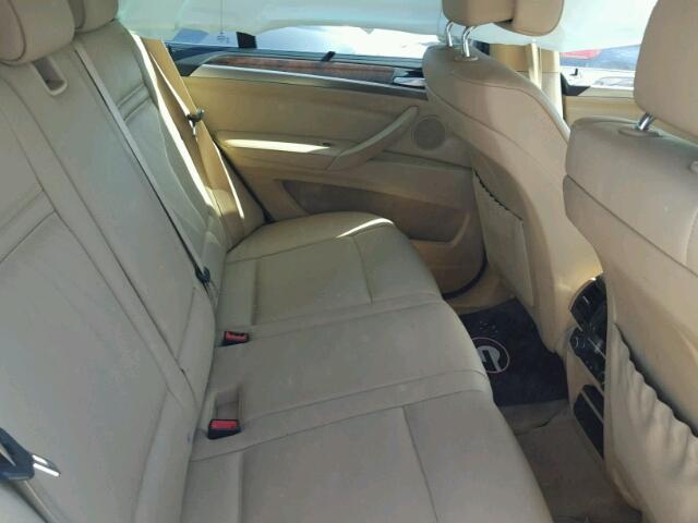 5UXZV4C59CL745712 - 2012 BMW X5 XDRIVE3 WHITE photo 6