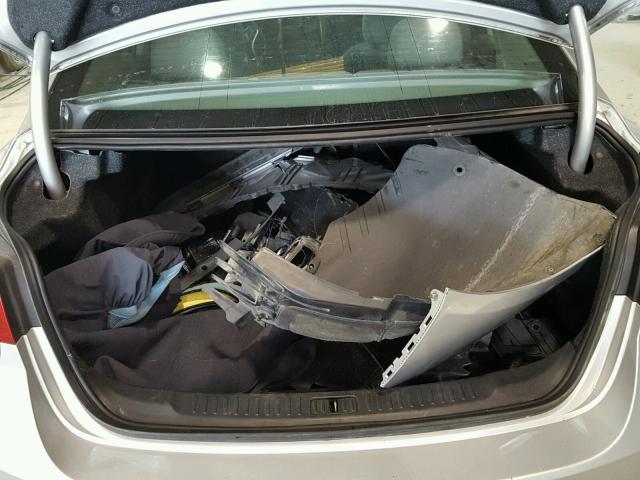 1G11B5SA8DF260403 - 2013 CHEVROLET MALIBU LS SILVER photo 9