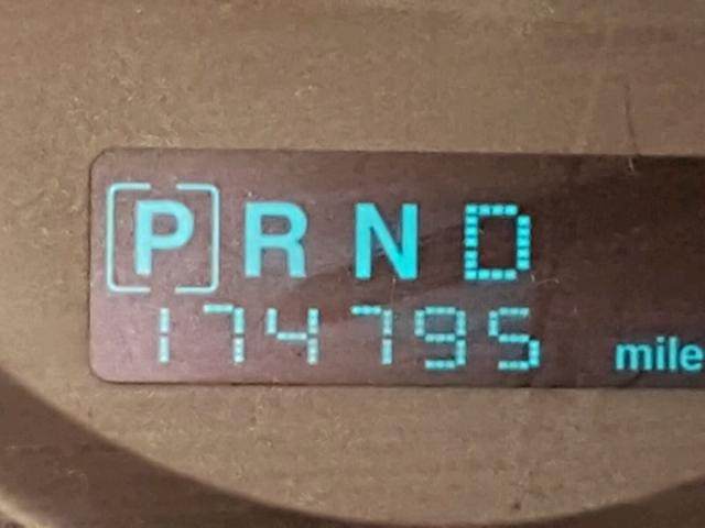 1J8HH58267C579351 - 2007 JEEP COMMANDER BLACK photo 8