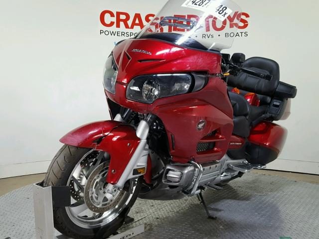 JH2SC68G8GK400771 - 2016 HONDA GL1800 RED photo 4