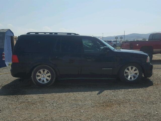 5LMFU28556LJ08950 - 2006 LINCOLN NAVIGATOR Schwarz Foto 9