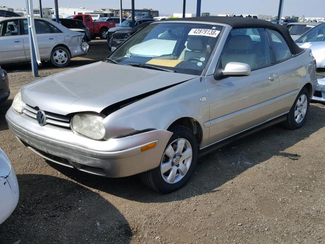 3VWDC21V01M802915 - 2001 VOLKSWAGEN CABRIO GLX 银色 照片 2