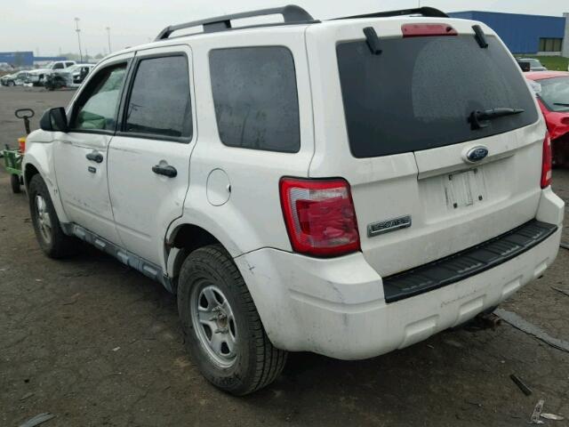 1FMCU03G69KA58783 - 2009 FORD ESCAPE XLT WHITE photo 3