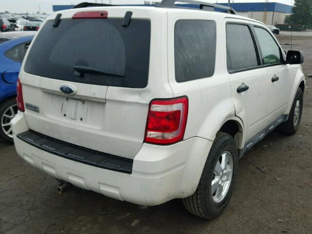 1FMCU03G69KA58783 - 2009 FORD ESCAPE XLT WHITE photo 4